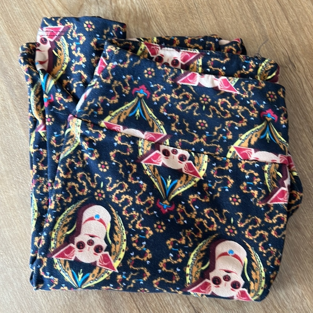 OS LuLaRoe Chihuahua Themed Leggings